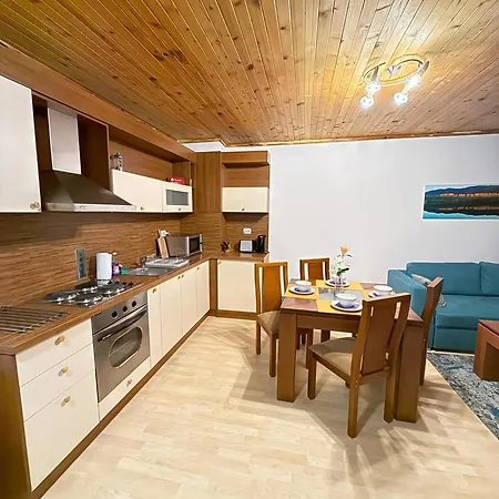 Rhodopi Pearl - Private Apartment