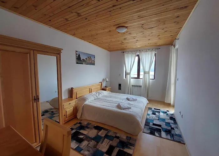 Rhodopi Pearl - Private Apartment *